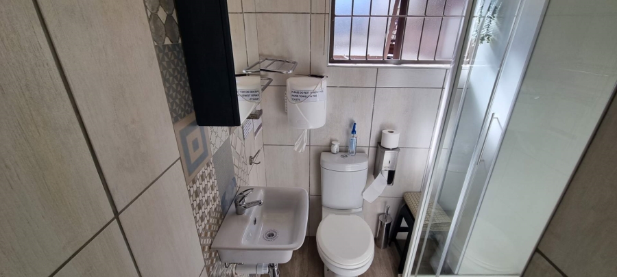 5 Bedroom Property for Sale in Dan Pienaar Free State